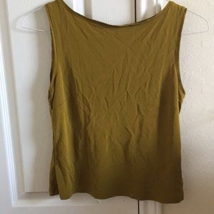 Ann Taylor LOFT crop top.